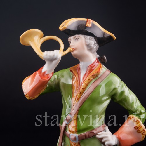 Статуэтка из фарфора Охотник с собакой и рожком, Alka Kaiser, Германия, до 1991 г.