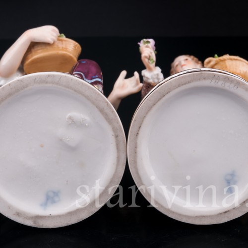 Фигурка из фарфора Пара в желтых костюмах, Volkstedt, Германия, нач. 20 в.