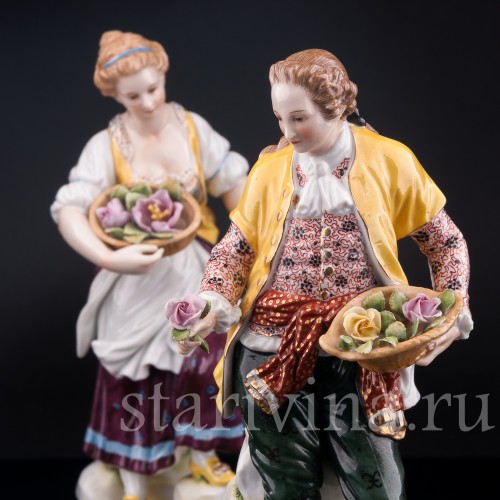 Фигурка из фарфора Пара в желтых костюмах, Volkstedt, Германия, нач. 20 в.