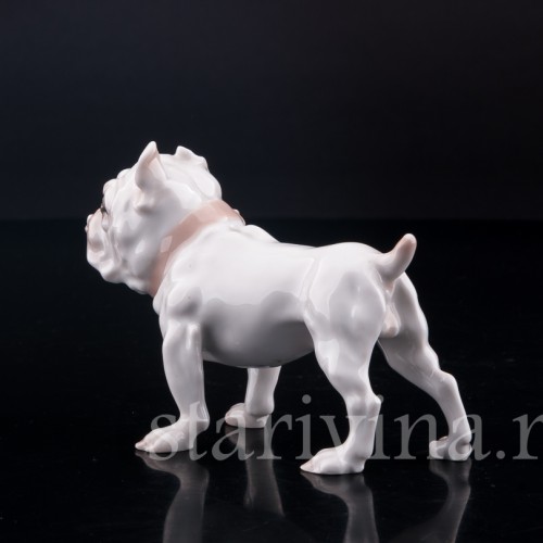 Фигурка собаки из фарфора Английский бульдог, "Забияка", Bing & Grondahl, Дания, сер. 20 века.