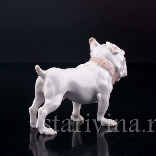 Фигурка собаки из фарфора Английский бульдог, "Забияка", Bing & Grondahl, Дания, сер. 20 века.