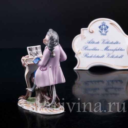 Фигурка из фарфора Обезьяний оркестр, клавесин, Volkstedt, Германия, вт. пол. 20 в.