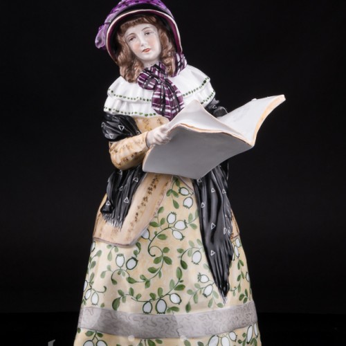 Статуэтка из фарфора Девушка с альбомом, Karl Ens, Германия, 1900 гг.