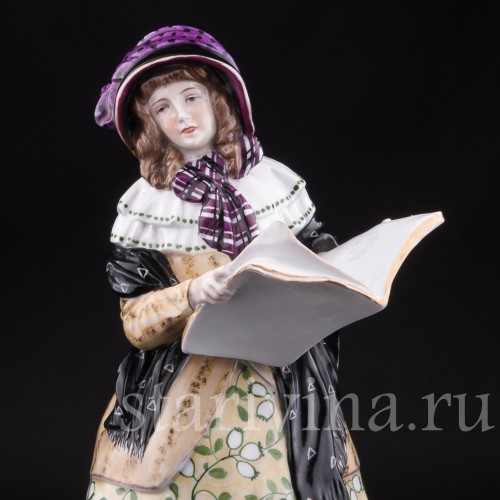 Статуэтка из фарфора Девушка с альбомом, Karl Ens, Германия, 1900 гг.