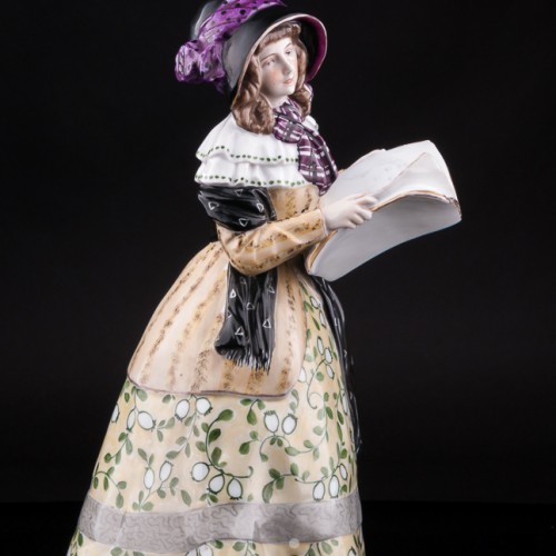 Статуэтка из фарфора Девушка с альбомом, Karl Ens, Германия, 1900 гг.