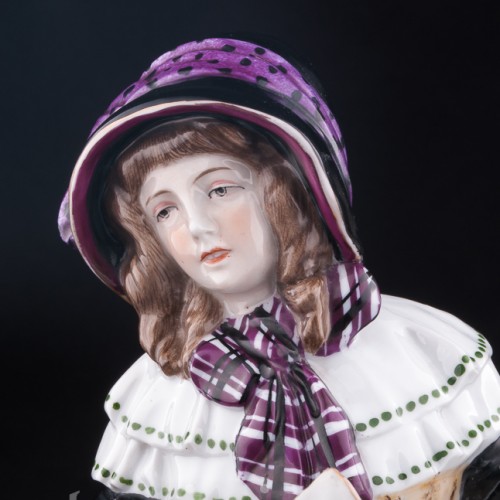 Статуэтка из фарфора Девушка с альбомом, Karl Ens, Германия, 1900 гг.