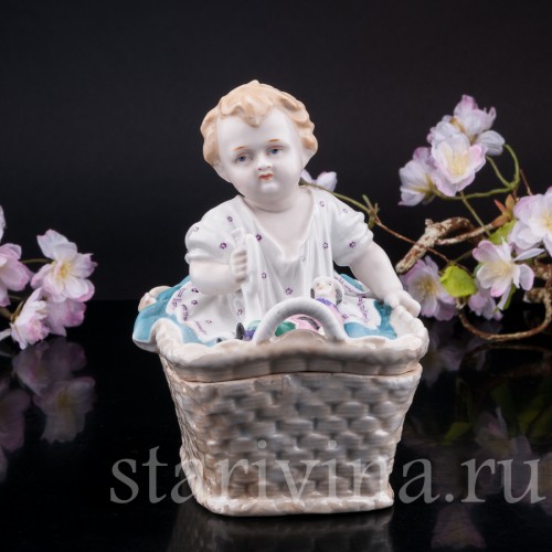 Малыш в корзине, шкатулка, Германия, нач. 20 в