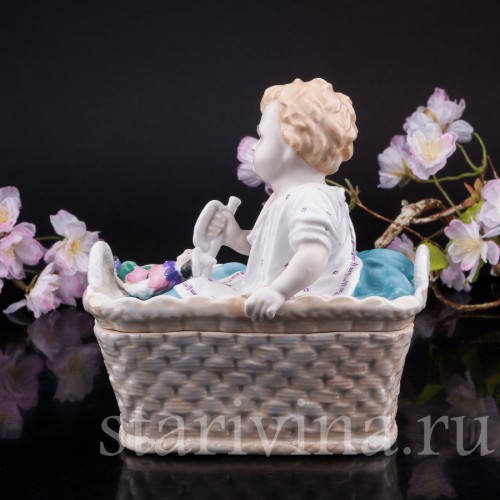 Малыш в корзине, шкатулка, Германия, нач. 20 в
