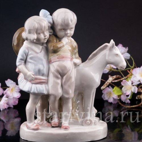 Дети с игрушечной лошадкой, Германия, нач. 20 в