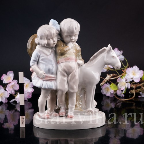 Дети с игрушечной лошадкой, Германия, нач. 20 в