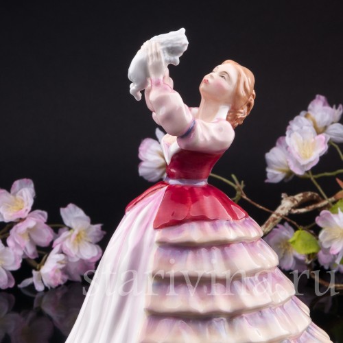 Статуэтка девушки из фарфора Сюзанна, Royal Doulton, Великобритания, 1981 г.