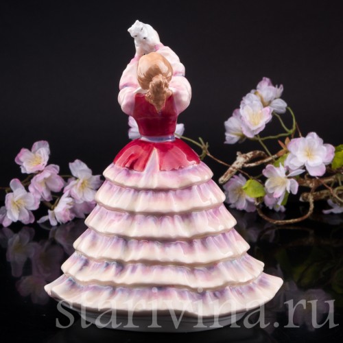 Статуэтка девушки из фарфора Сюзанна, Royal Doulton, Великобритания, 1981 г.