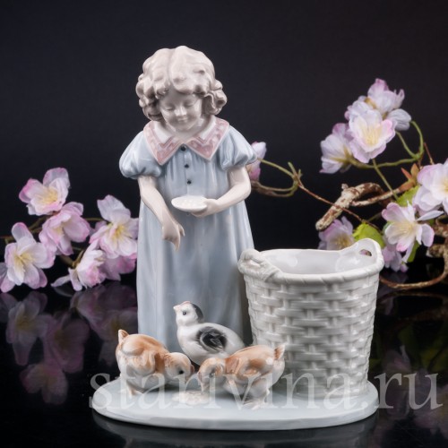 Девочка с цыплятами, Galluba & Hofmann, Германия, 1905-37 гг