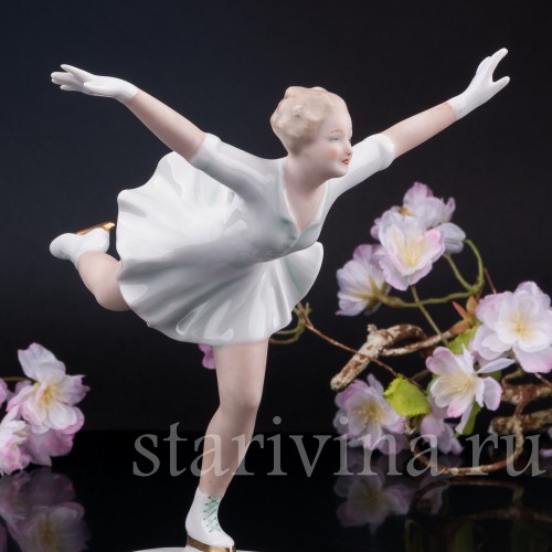 Фигурка девушки из фарфора Фигуристка, Wallendorf, Германия, 1960 гг.