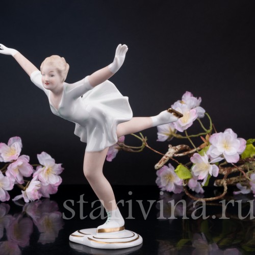 Фигурка девушки из фарфора Фигуристка, Wallendorf, Германия, 1960 гг.