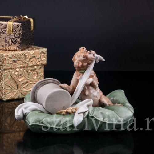 Статуэтка собаки из фарфора Лохматый проказник, Capodimonte, Италия, сер. 20 в.