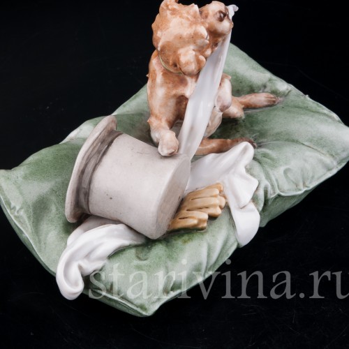 Статуэтка собаки из фарфора Лохматый проказник, Capodimonte, Италия, сер. 20 в.