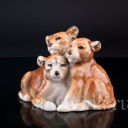 Фигурка из фарфора Львята, Karl Ens, Германия, нач. 20 в.