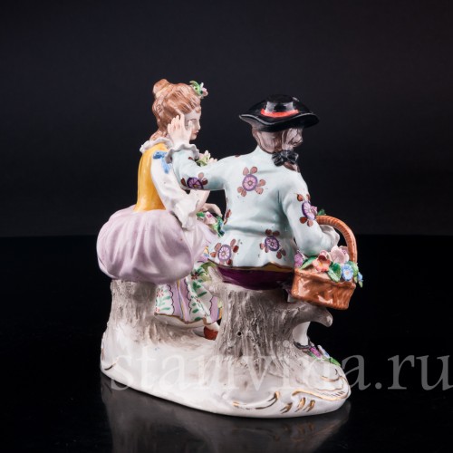 Фарфорвая статуэтка Пара с цветами, Sitzendorf, Германия, вт. пол. 20 в.