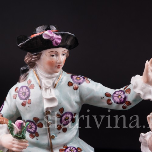 Фарфорвая статуэтка Пара с цветами, Sitzendorf, Германия, вт. пол. 20 в.