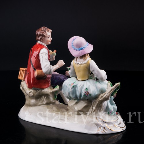 Статуэтка из фарфора Пара с птичьей клеткой, Sitzendorf, Германия, вт. пол. 20 в.