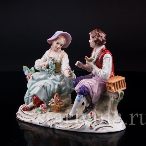 Статуэтка из фарфора Пара с птичьей клеткой, Sitzendorf, Германия, вт. пол. 20 в.