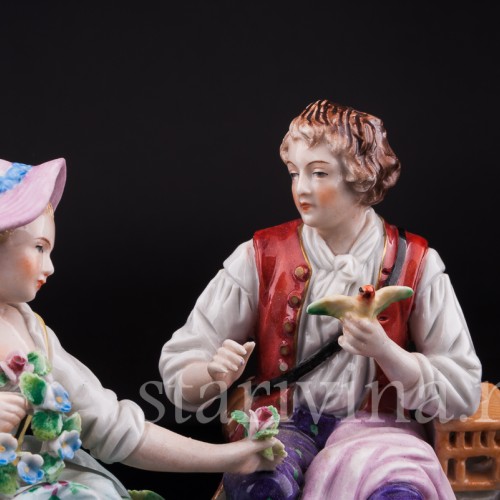 Статуэтка из фарфора Пара с птичьей клеткой, Sitzendorf, Германия, вт. пол. 20 в.