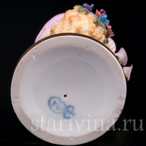 Фигурка из фарфора Малыш со снопом, аллегория лета, Германия, пер. пол. 20 в.