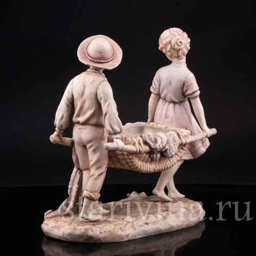 Статуэтка детей из фарфора За богатым уловом, Германия, нач. 20 в.