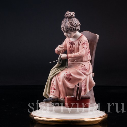 За шитьем, Capodimonte, Италия, вт. пол. 20 в.