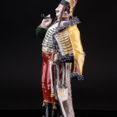 Статуэтка солдата из фарфора Французский гусар, 1795, Sitzendorf, Германия, пер. пол. 20 в.
