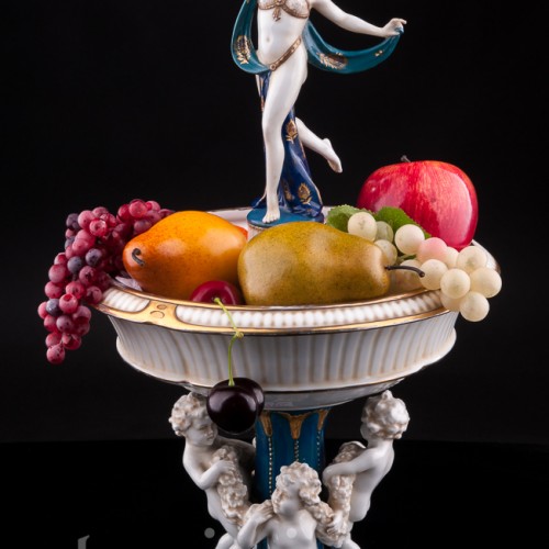 Фарфоровая Фруктовница с одалиской, E. A. Muller, Германия, кон. 19 - нач. 20 вв.