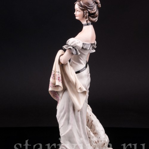 Статуэтка из фарфора Девушка с борзой, Bruno Merli, Италия, вт. пол. 20 в.