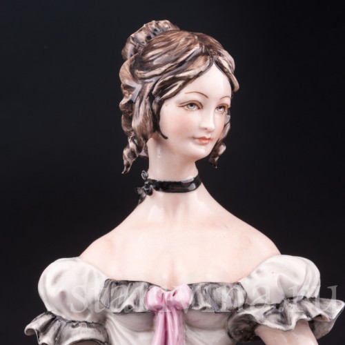 Статуэтка из фарфора Девушка с борзой, Bruno Merli, Италия, вт. пол. 20 в.