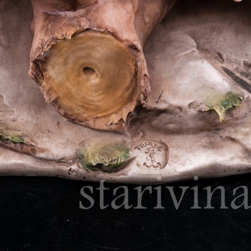 Фигурка из фарфора Дети на качелях, Capodimonte, Италия, вт. пол. 20 в.