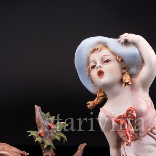 Фигурка из фарфора Дети на качелях, Capodimonte, Италия, вт. пол. 20 в.