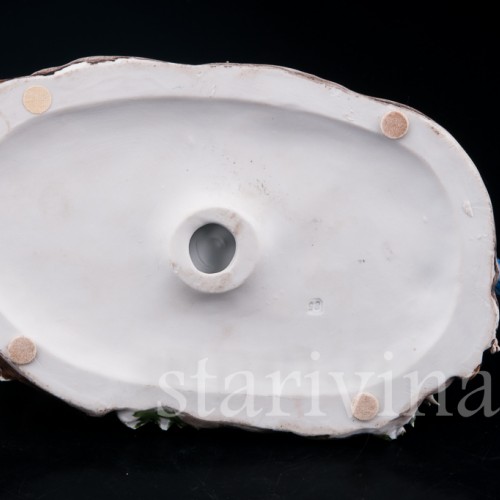 Фигурка из фарфора Дети на качелях, Capodimonte, Италия, вт. пол. 20 в.