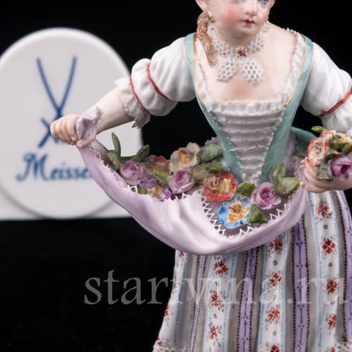 Девочка с цветами в подоле, Meissen, Германия, кон. 19, нач. 20 в.