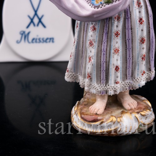 Девочка с цветами в подоле, Meissen, Германия, кон. 19, нач. 20 в.