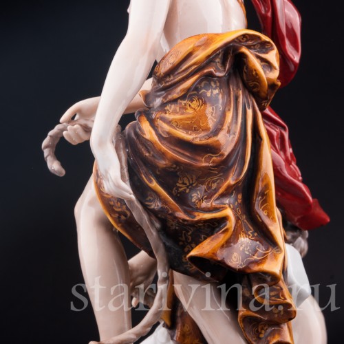 Старинная фарфоровая композиция Ловля Тритонов, Capodimonte, Италия, 19 в.