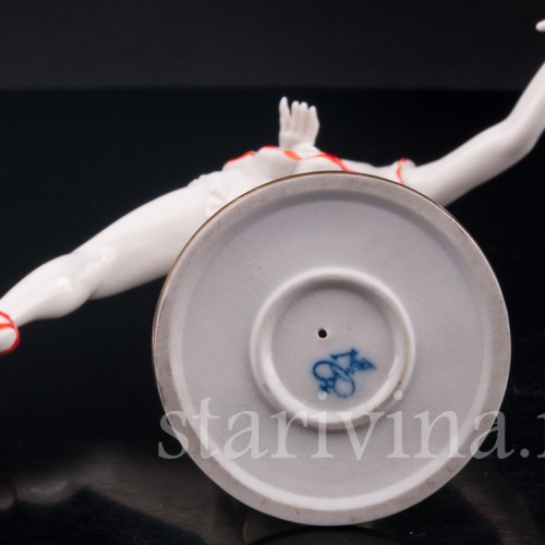 Фарфорвая статуэтка Танцующая девушка с пером, Volkstedt, Германия, нач. 20 в.