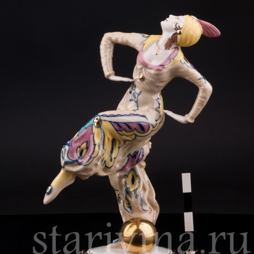 Танцовщица с шаром, Hutschenreuther, Германия, 1926-30 гг.