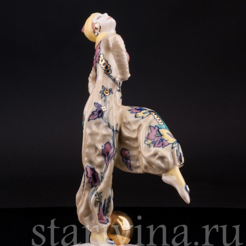 Танцовщица с шаром, Hutschenreuther, Германия, 1926-30 гг.