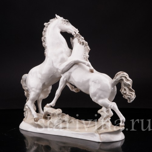 Фигурка из фарфора Играющие лошади, Hutschenreuther, Германия, 1937-40 гг.