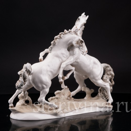 Фигурка из фарфора Играющие лошади, Hutschenreuther, Германия, 1937-40 гг.