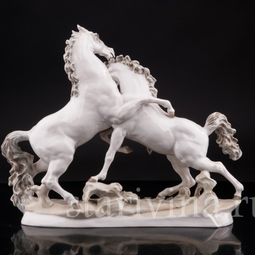 Фигурка из фарфора Играющие лошади, Hutschenreuther, Германия, 1937-40 гг.