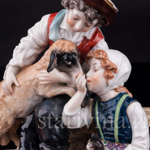 Статуэтка из фарфора Дети с овечкой и котом, Ernst Bohne Sohne, Германия, кон. 19 - нач. 20 вв.
