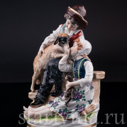 Статуэтка из фарфора Дети с овечкой и котом, Ernst Bohne Sohne, Германия, кон. 19 - нач. 20 вв.