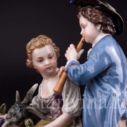 Статуэтка из фарфора Аллегория осени, дети с козликом, Германия, кон. 19 в..