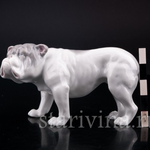 Фигурка собаки из фарфора Английский бульдог, Heubach, Германия, нач. 20 в.